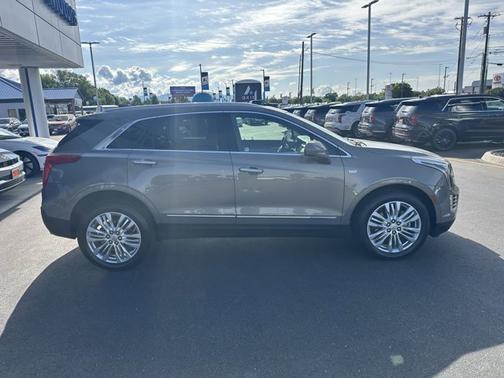 2018 Cadillac XT5 Premium Luxury