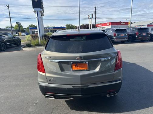 2018 Cadillac XT5 Premium Luxury