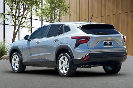 Sterling Gray Metallic 2026 Chevrolet Trax LS