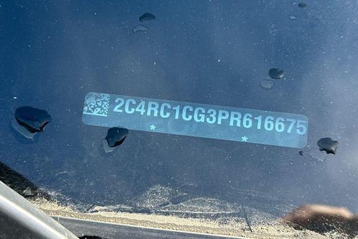 2023 Chrysler Voyager LX