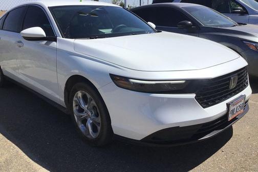 Platinum White Pearl 2024 Honda Accord LX 1.5T