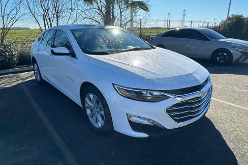 2022 Chevrolet Malibu FWD LT