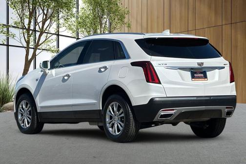Crystal White Tricoat 2020 Cadillac XT5 Premium Luxury