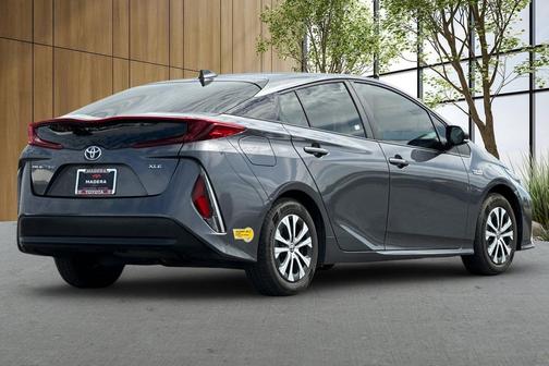 Magnetic Gray Metallic 2022 Toyota Prius Prime XLE