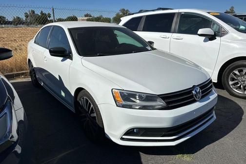 2016 Volkswagen Jetta 1.8T Sport