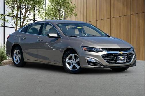 2022 Chevrolet Malibu FWD LT