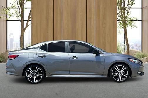 Gun Metallic 2021 Nissan Sentra SR