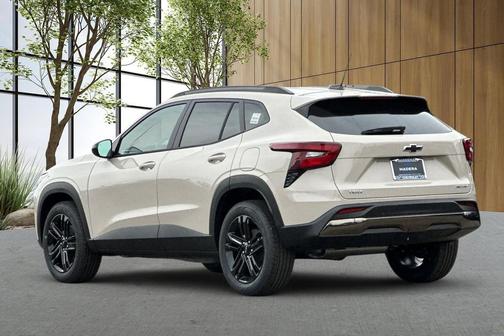 White Sands 2026 Chevrolet Trax FWD ACTIV