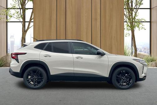 White Sands 2026 Chevrolet Trax FWD ACTIV