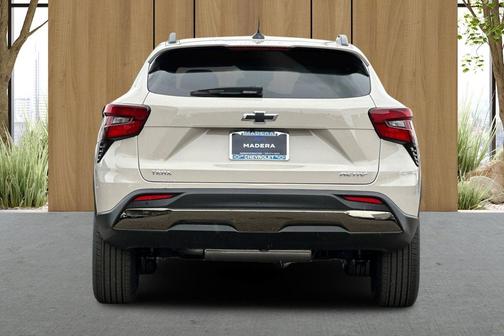 White Sands 2026 Chevrolet Trax FWD ACTIV