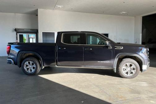2024 GMC Sierra 1500 SLE