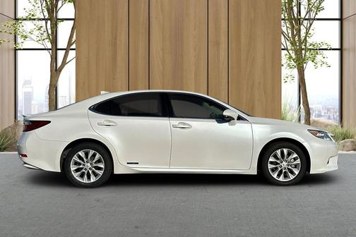 2015 Lexus ES 300h Base