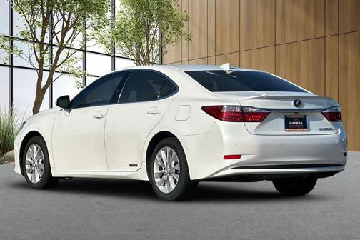 2015 Lexus ES 300h Base