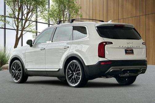 Glacial White Pearl 2022 Kia Telluride SX