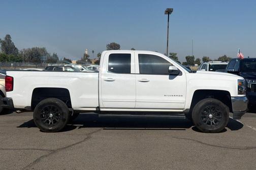 Summit White 2018 Chevrolet Silverado 1500 1LT