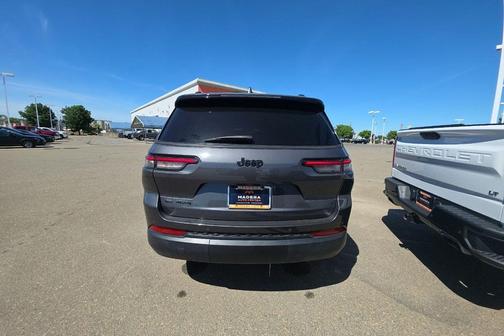 Baltic Gray Metallic Clearcoat 2022 Jeep Grand Cherokee L Limited