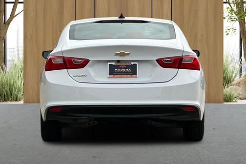Summit White 2022 Chevrolet Malibu 1LS