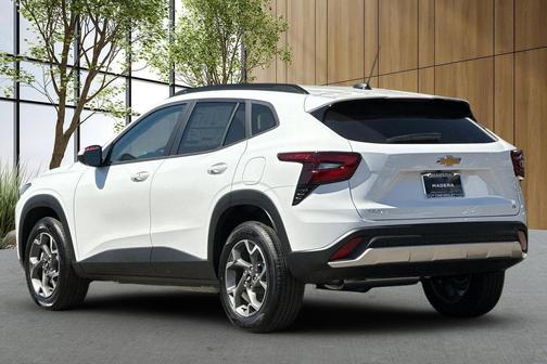Summit White 2026 Chevrolet Trax LT
