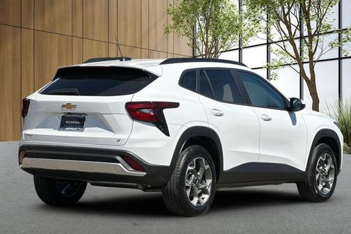 Summit White 2026 Chevrolet Trax LT