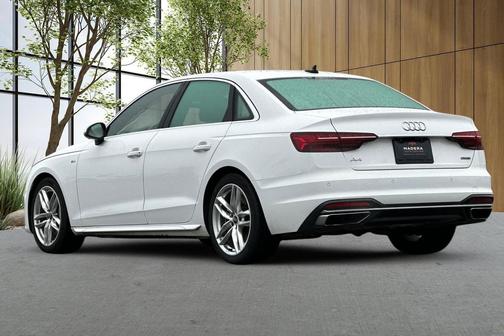 2022 Audi A4 45 S line Premium Plus