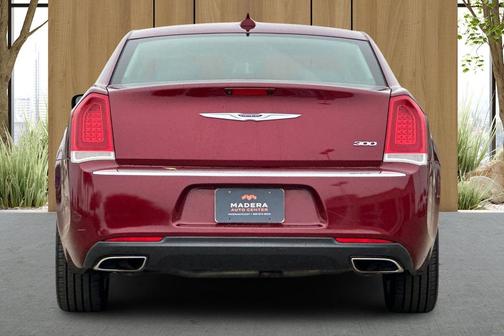 2020 Chrysler 300 Limited