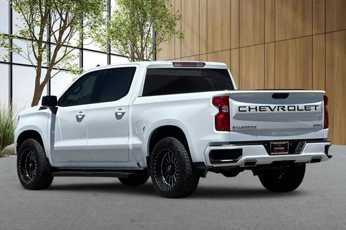 Summit White 2022 Chevrolet Silverado 1500 RST