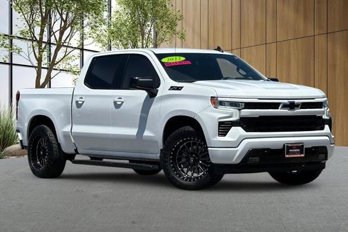 Summit White 2022 Chevrolet Silverado 1500 RST