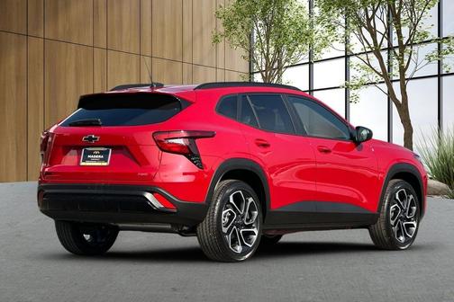 Apex Red 2026 Chevrolet Trax FWD 2RS