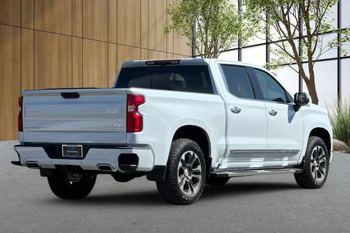Polar White Tricoat 2026 Chevrolet Silverado 1500 High Country