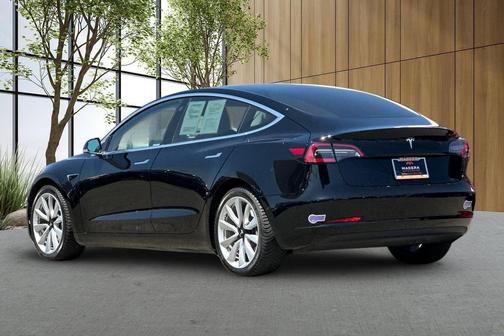 2019 Tesla Model 3 Standard Range Plus