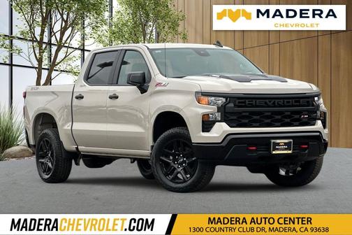 White Sands 2026 Chevrolet Silverado 1500 Custom Trail Boss