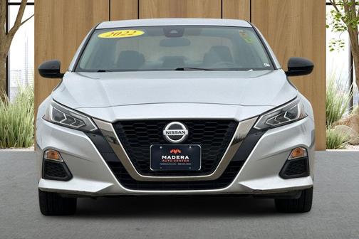 2022 Nissan Altima SR FWD