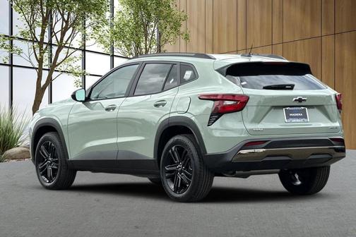 Cacti Green 2026 Chevrolet Trax FWD ACTIV
