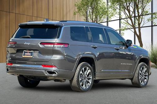 2022 Jeep Grand Cherokee L Overland