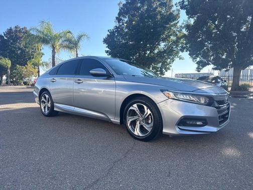 Lunar Silver Metallic 2018 Honda Accord EX-L