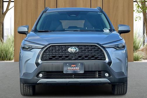 Sonic Silver 2023 Toyota Corolla Cross XLE