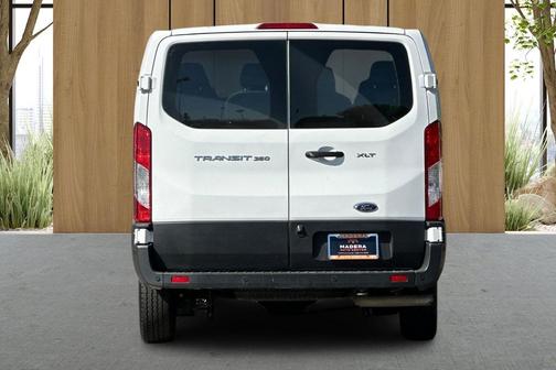Oxford White 2022 Ford Transit-350 XLT