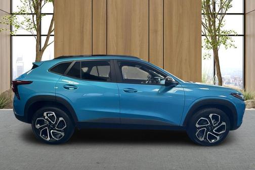 Marina Blue Metallic 2026 Chevrolet Trax FWD 2RS