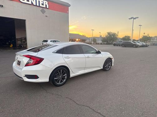 Platinum White Pearl 2019 Honda Civic EX