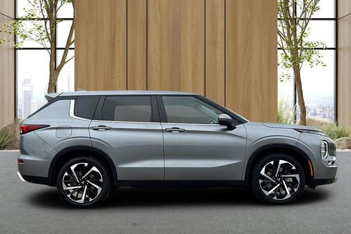 2024 Mitsubishi Outlander SE 2.5 2WD