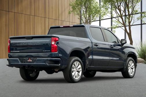 2022 Chevrolet Silverado 1500 Custom