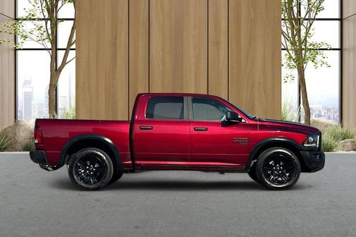 2024 RAM 1500 Classic Warlock Crew Cab 4x2 5'7' Box