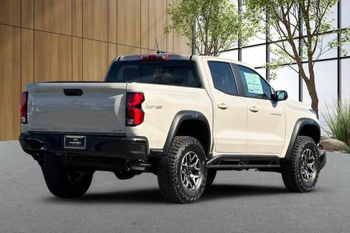 White Sands 2026 Chevrolet Colorado ZR2