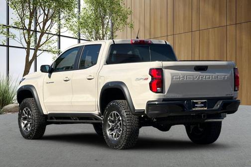 White Sands 2026 Chevrolet Colorado ZR2