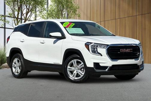 Summit White 2024 GMC Terrain SLE