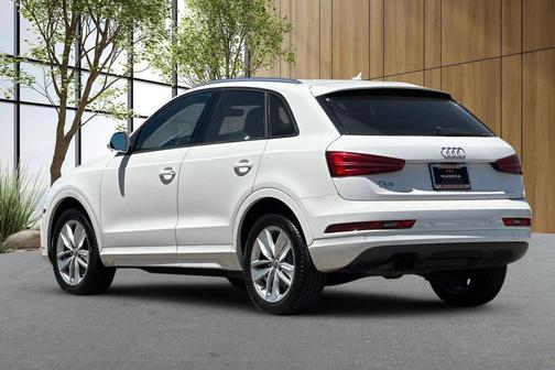 White 2017 Audi Q3 2.0T Premium