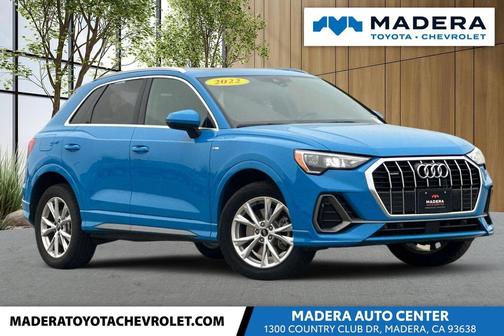 2022 Audi Q3 45 S line Premium