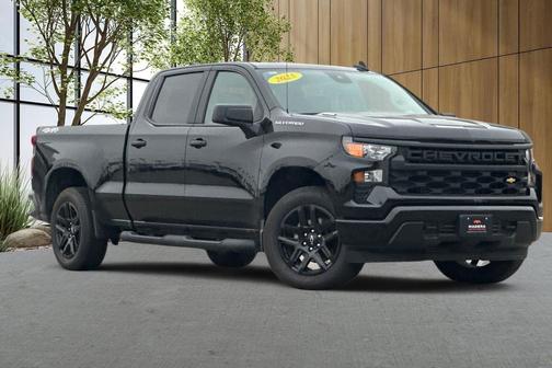 2025 Chevrolet Silverado 1500 Custom