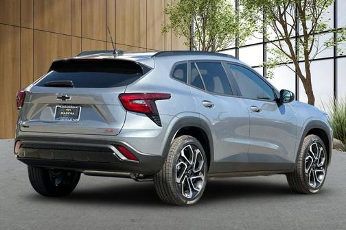 Sterling Gray Metallic 2026 Chevrolet Trax FWD 2RS
