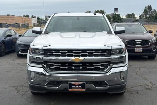 Summit White 2018 Chevrolet Silverado 1500 LTZ